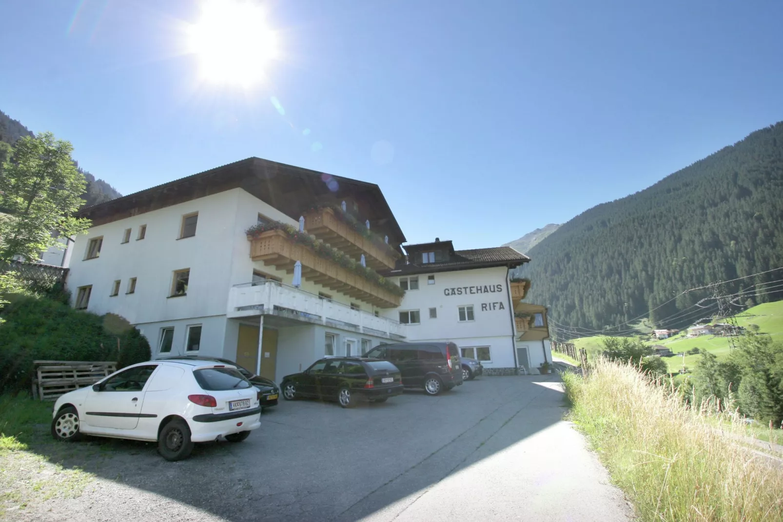 Apartment 2-4/2-Buitenkant zomer