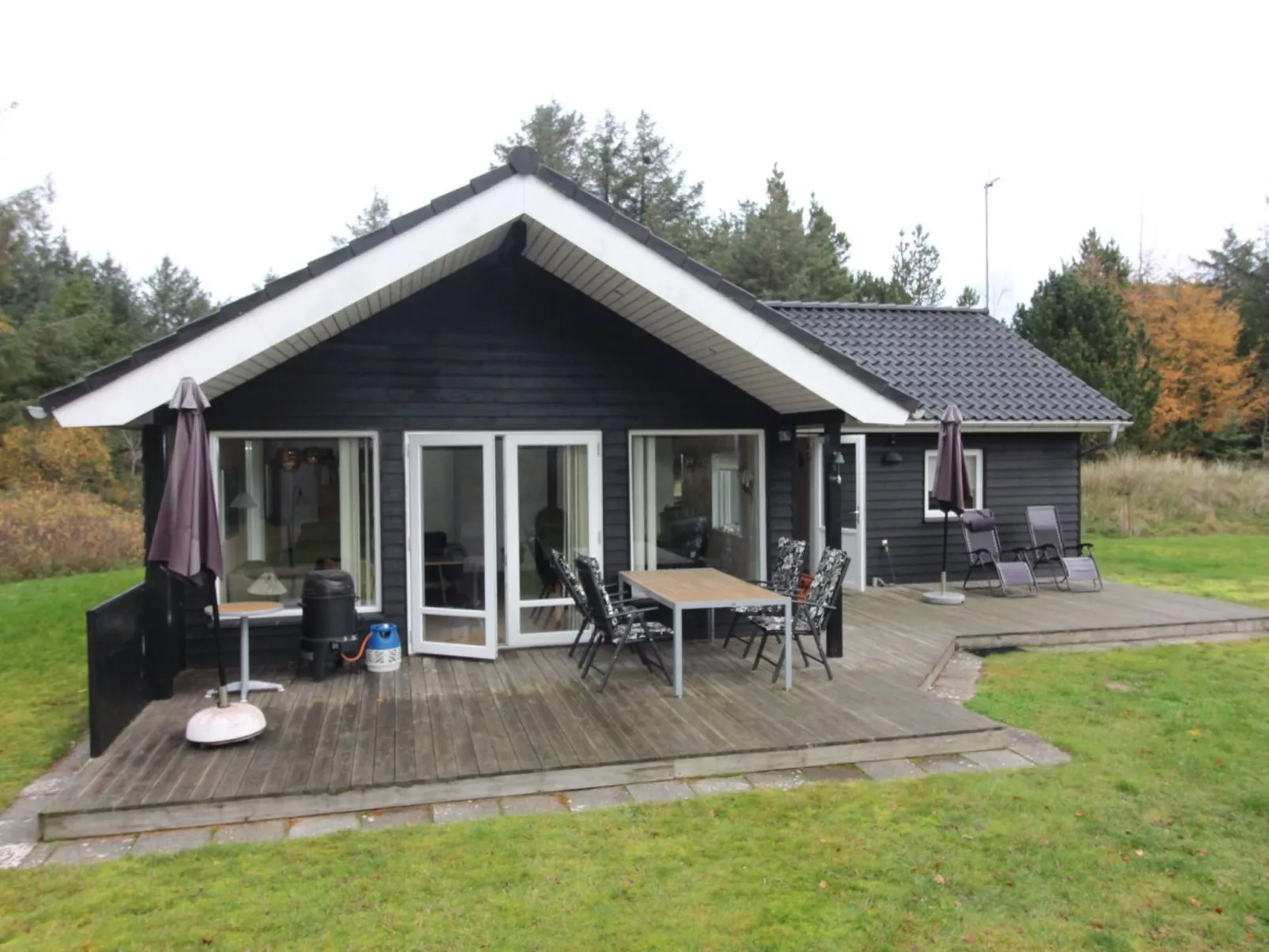"Swen" - 1.3km from the sea-Buiten