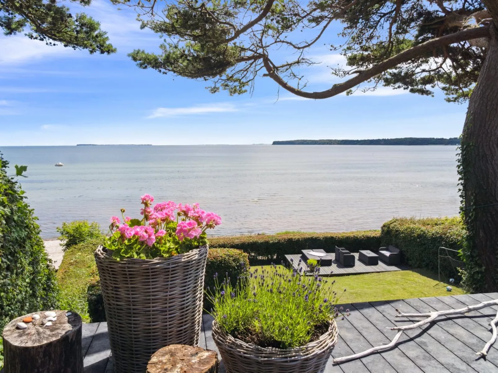 "Sten" - 30m from the sea-Binnen