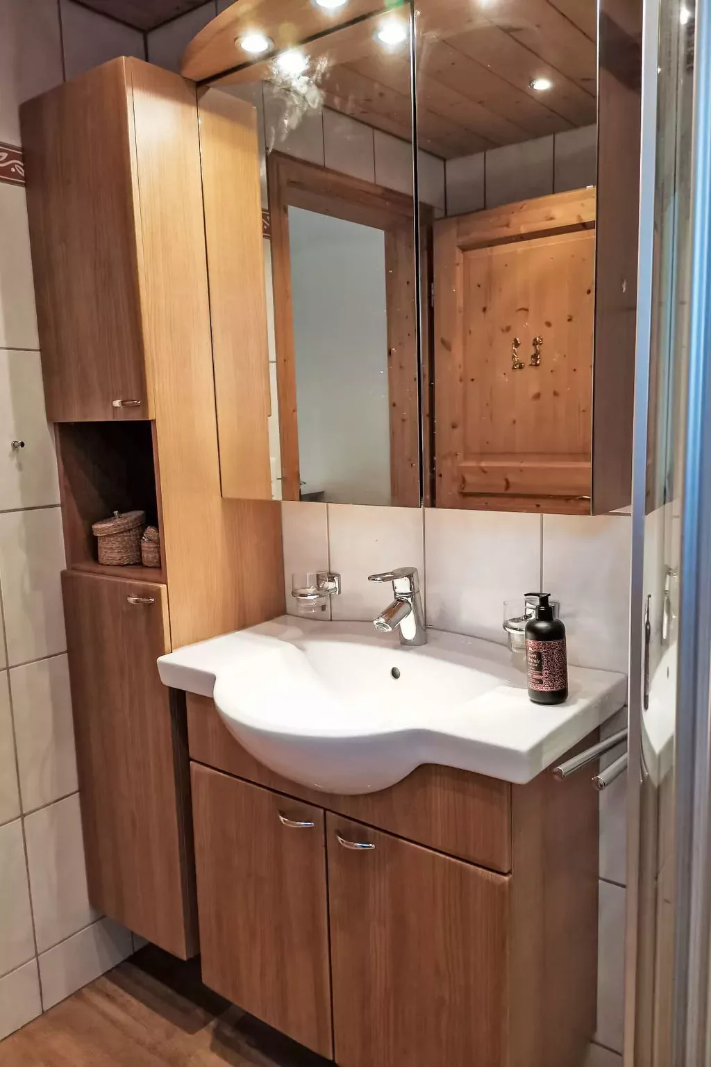 Fricktalerhuus Apt 5-Binnen