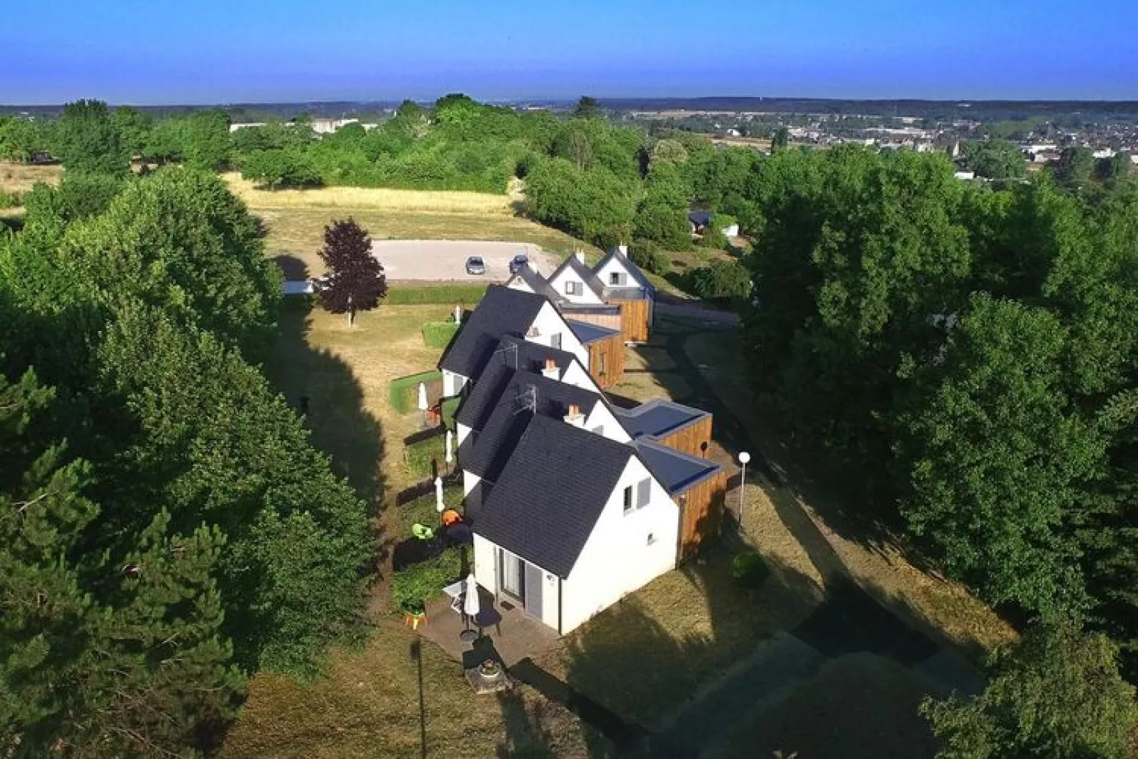 Holiday resort Amboise Les Châteaux de la Loire - Amboise // Gîte 3 pcs 7 pers et 1 bébé-Buitenkant zomer
