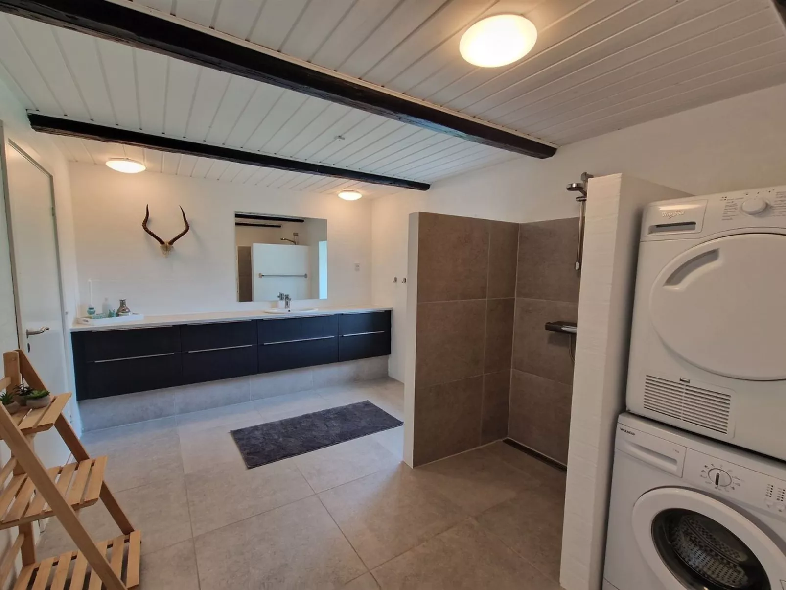 "Thorgot" - 3km from the sea-Binnen
