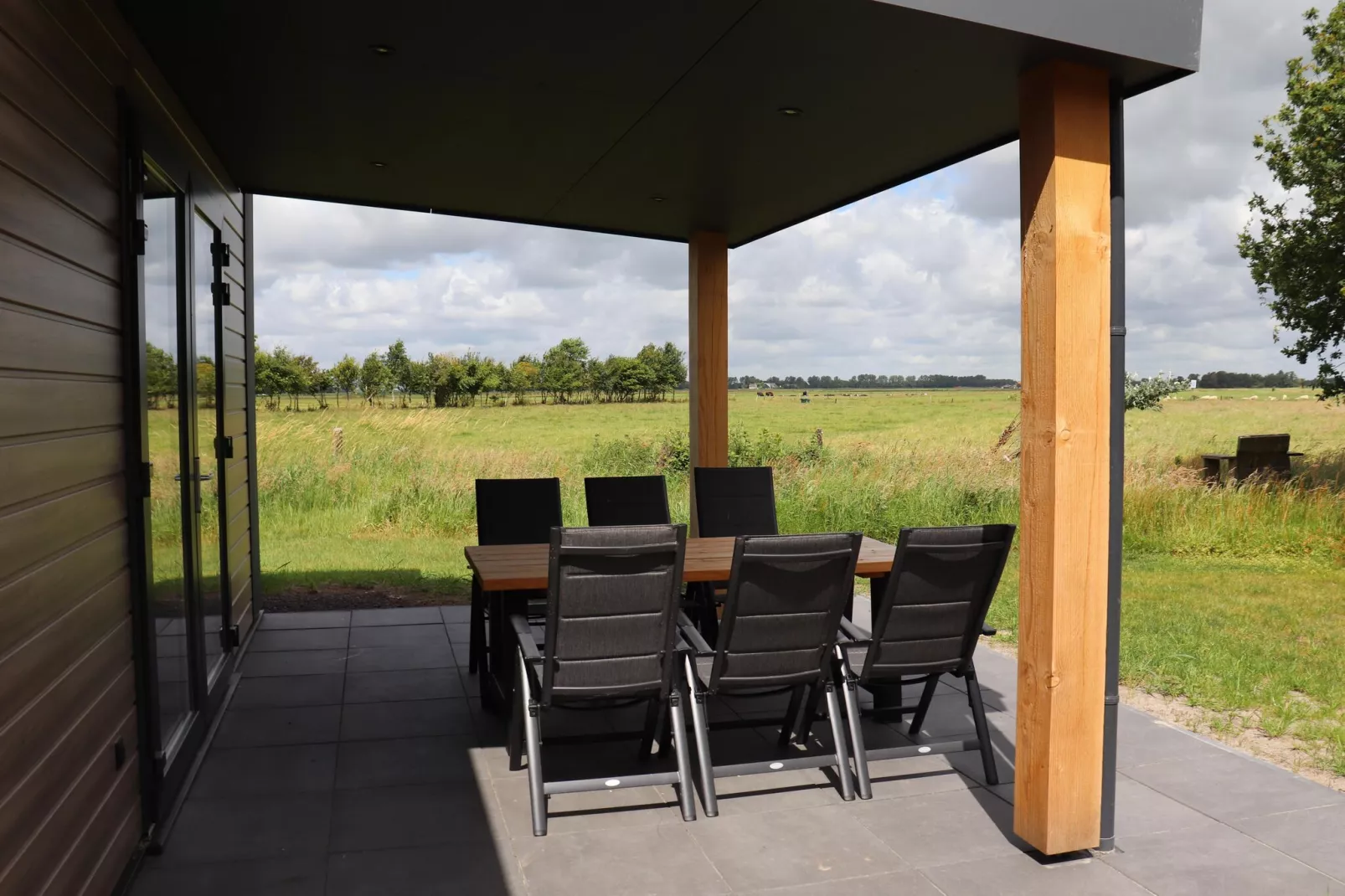 De Markestee chalet 3-Terrasbalkon