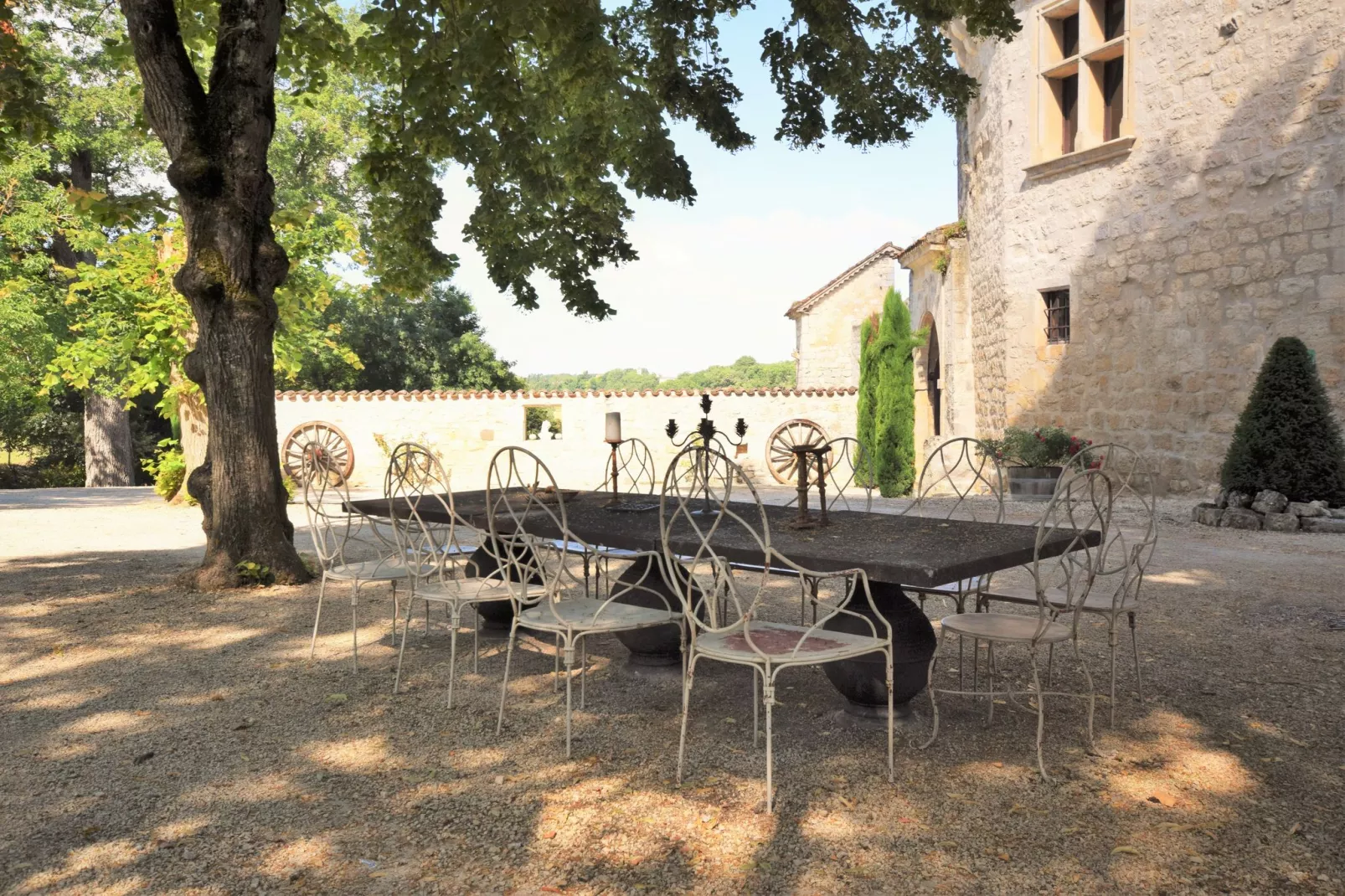 Chateau de Plèneselve 26P-Terrasbalkon