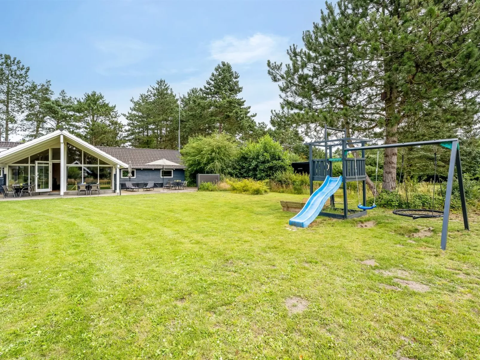 "Dorde" - 600m from the sea