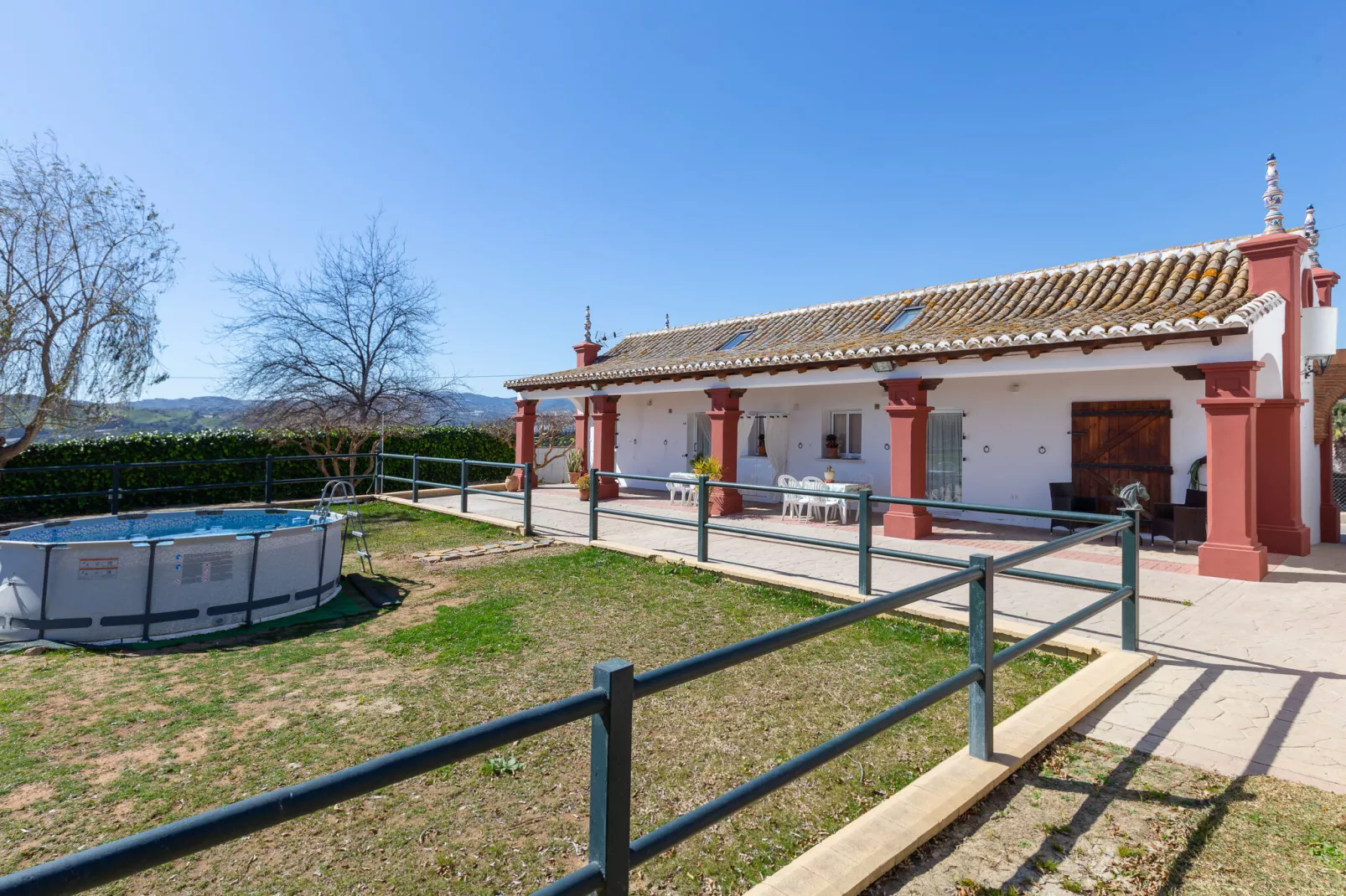 Finca El Altabacar-Buitenkant zomer