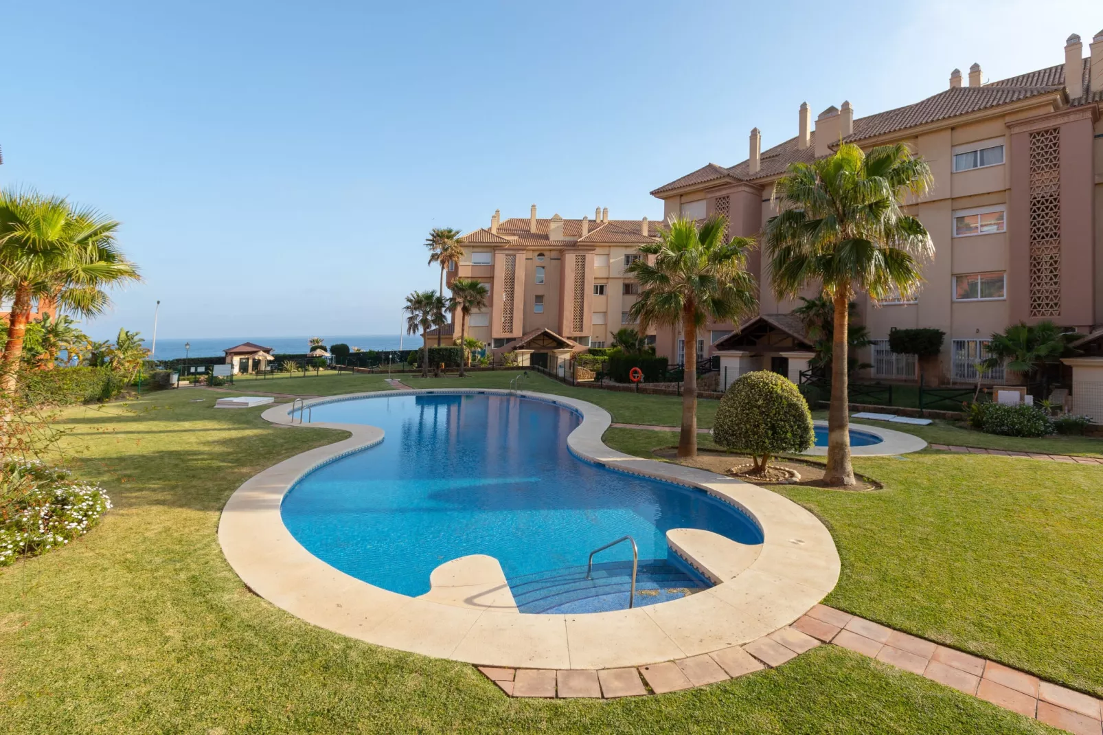 poolofhouse