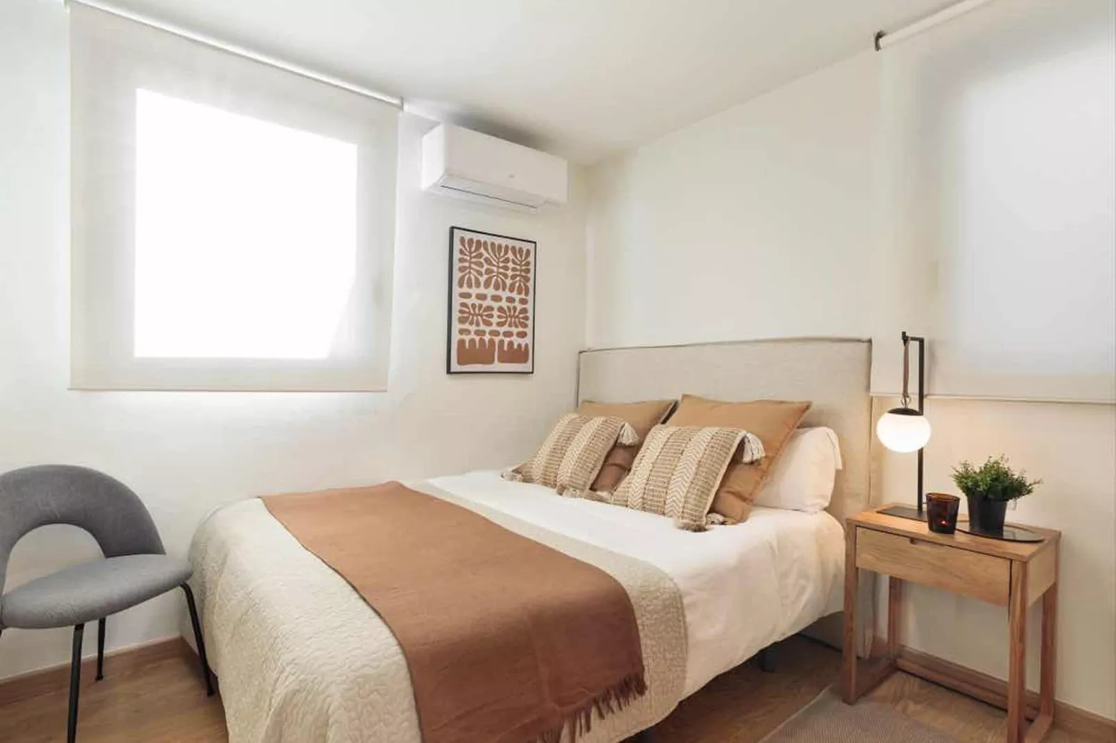 Rambla Paris Attic Apartment