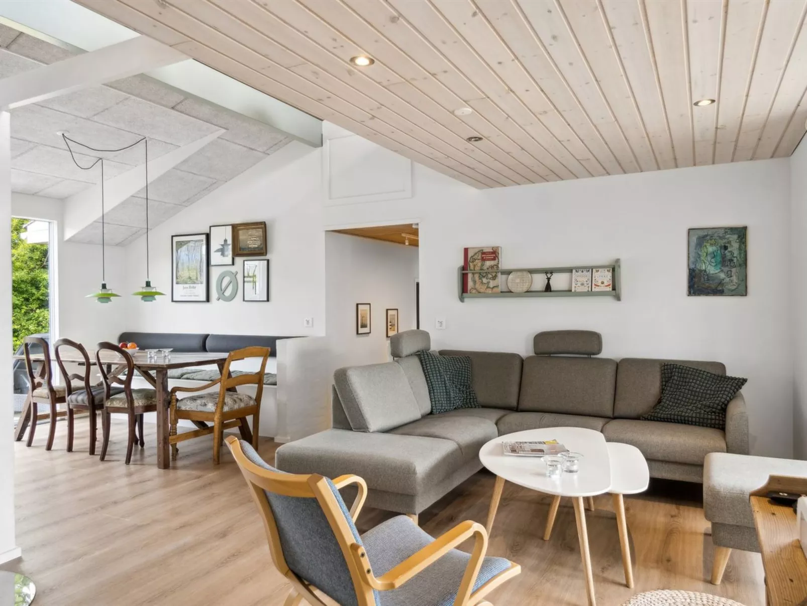 "Svenn" - 300m from the sea