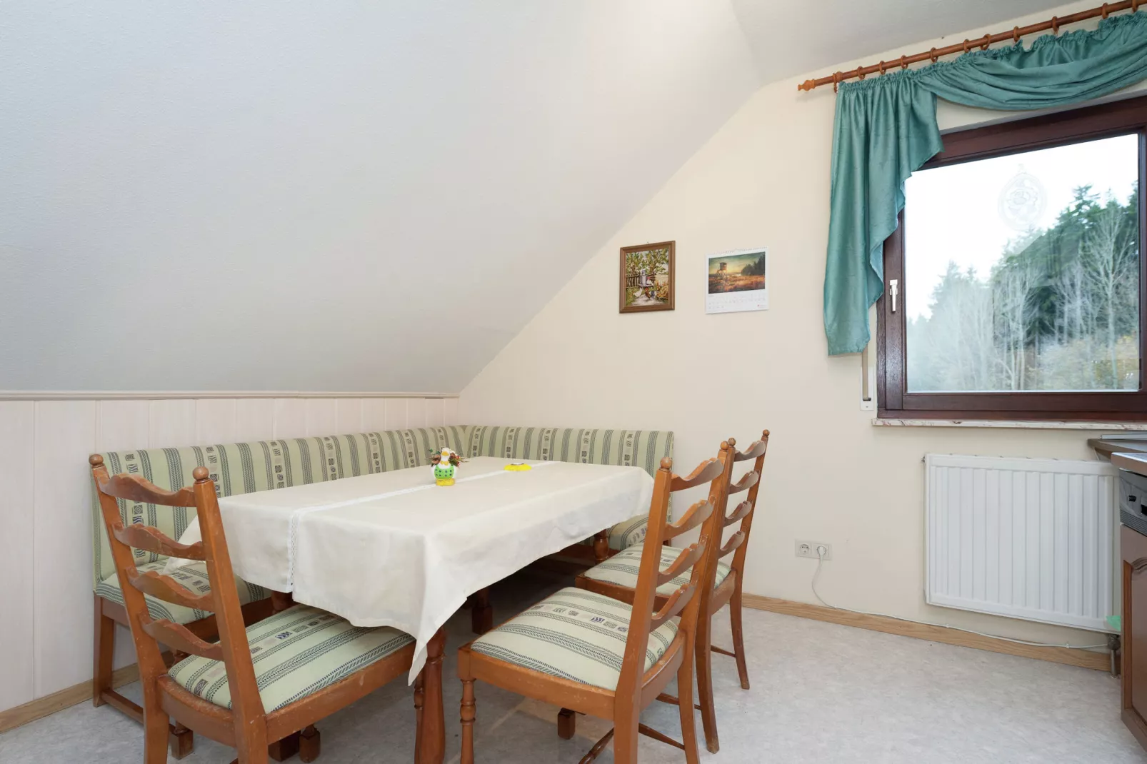Am Sonnenblick-Eetkamer