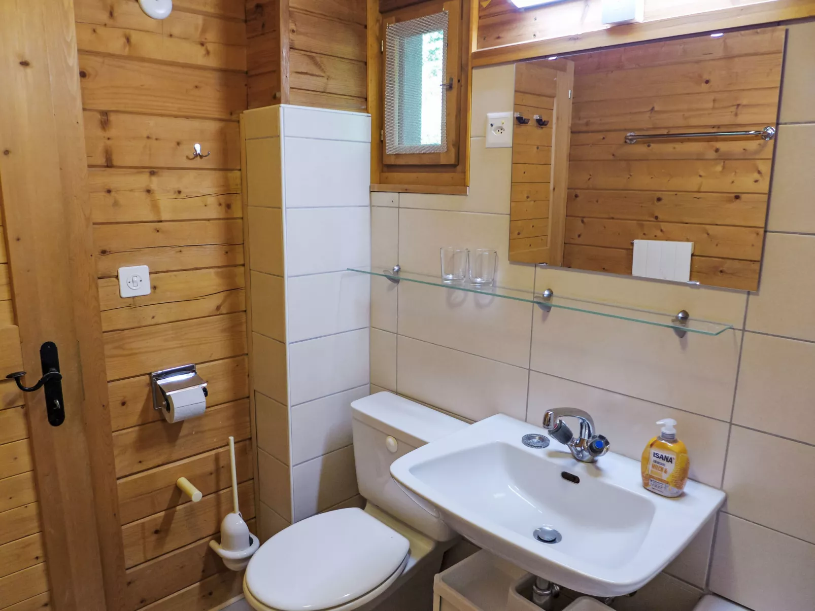 Chalet Sans Nom-Binnen