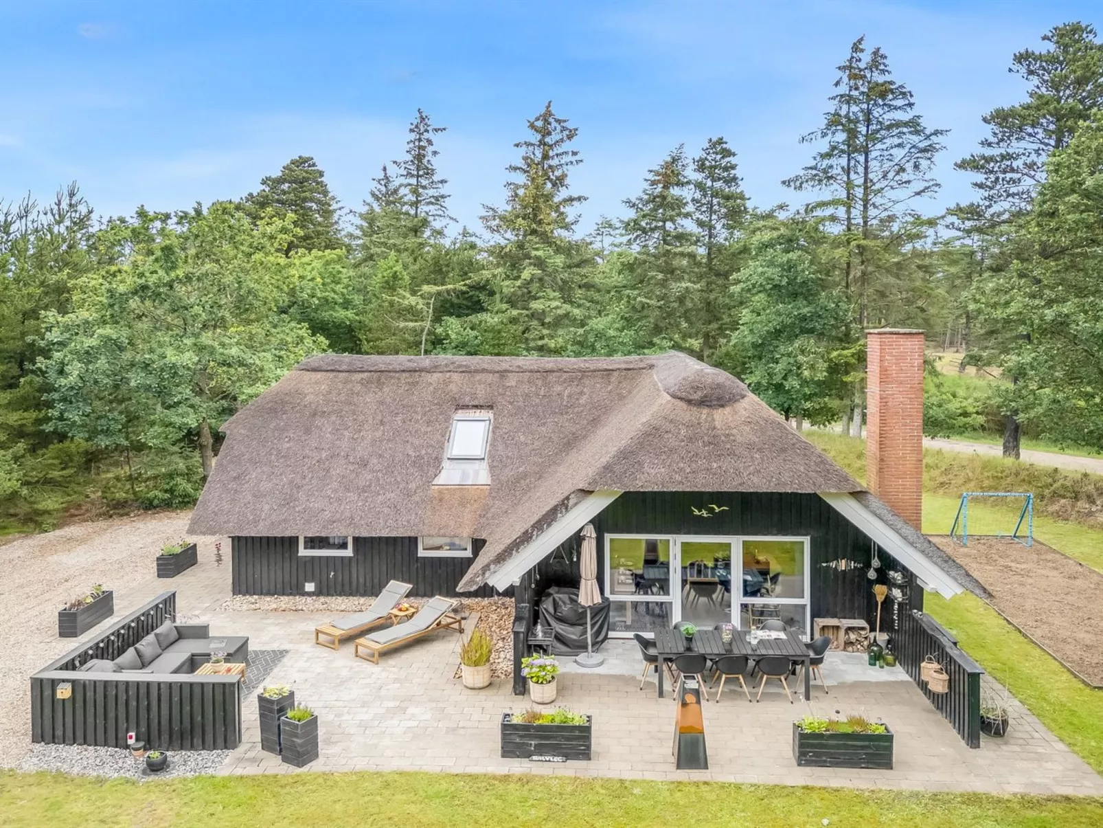 "Arttu" - 2.4km from the sea-Buiten
