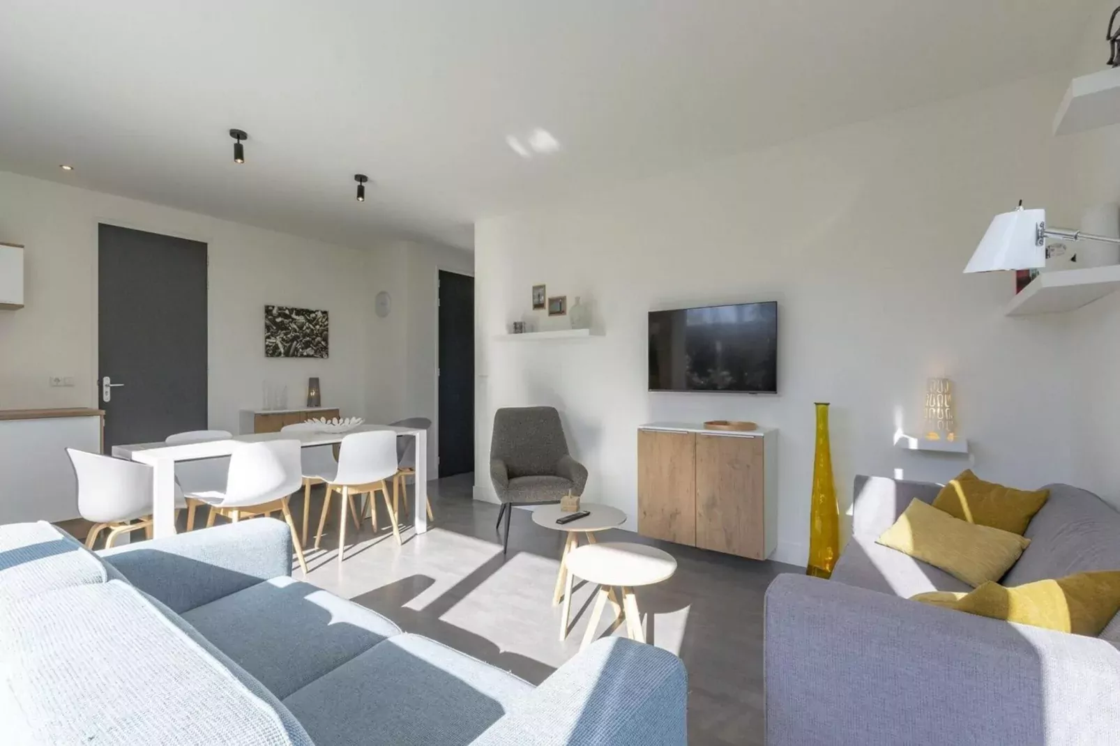 Strandhuis Uitwaayer-Woonkamer