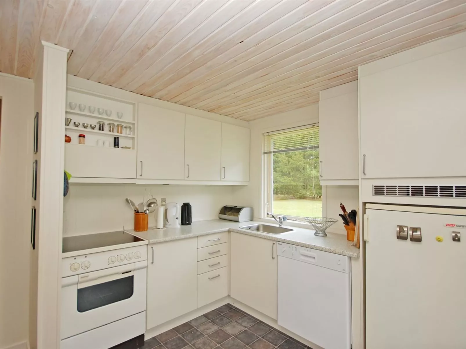 "Josina" - 1.3km from the sea-Binnen
