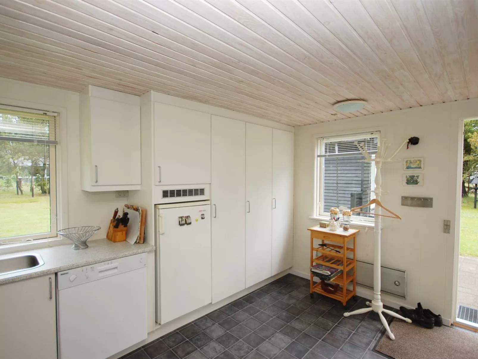 "Josina" - 1.3km from the sea-Binnen