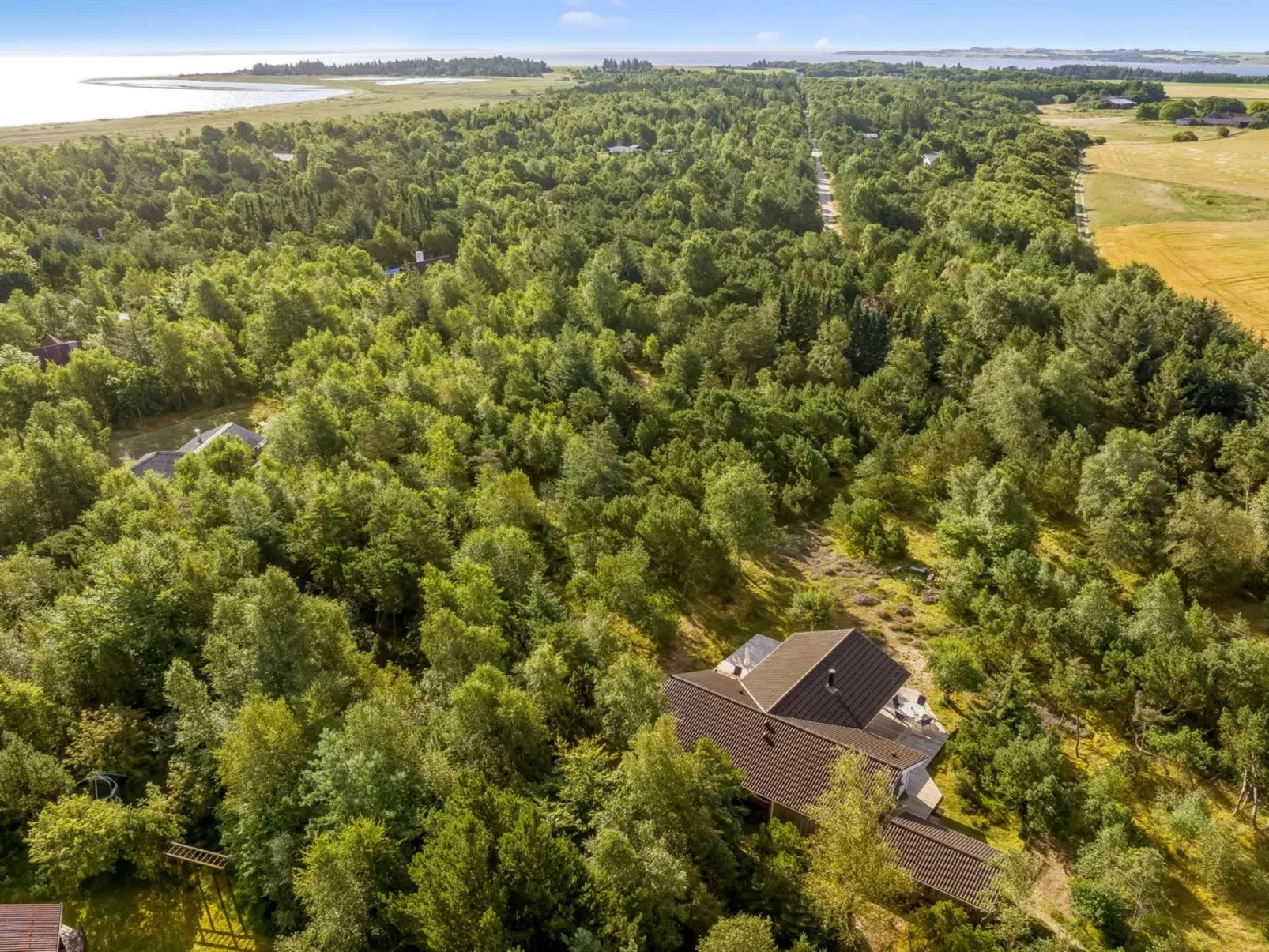 "Guri" - 600m to the inlet-Buiten
