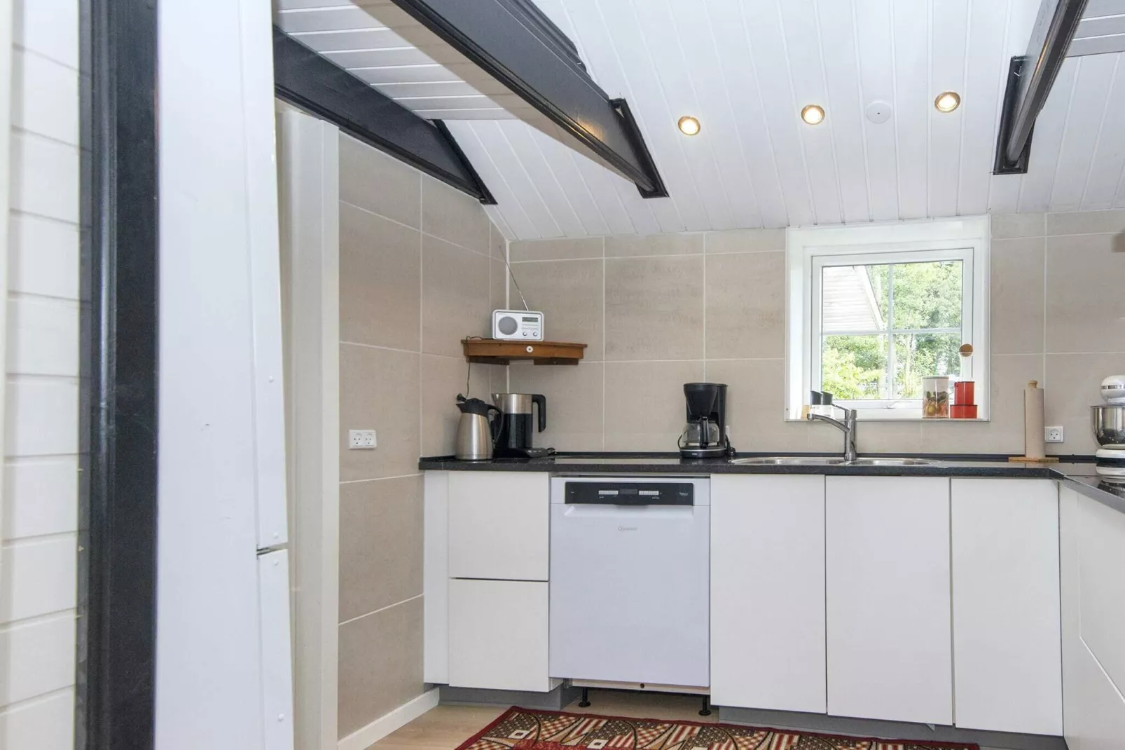 Betoverende Cottage met Whirlpool-By Traum-Binnen