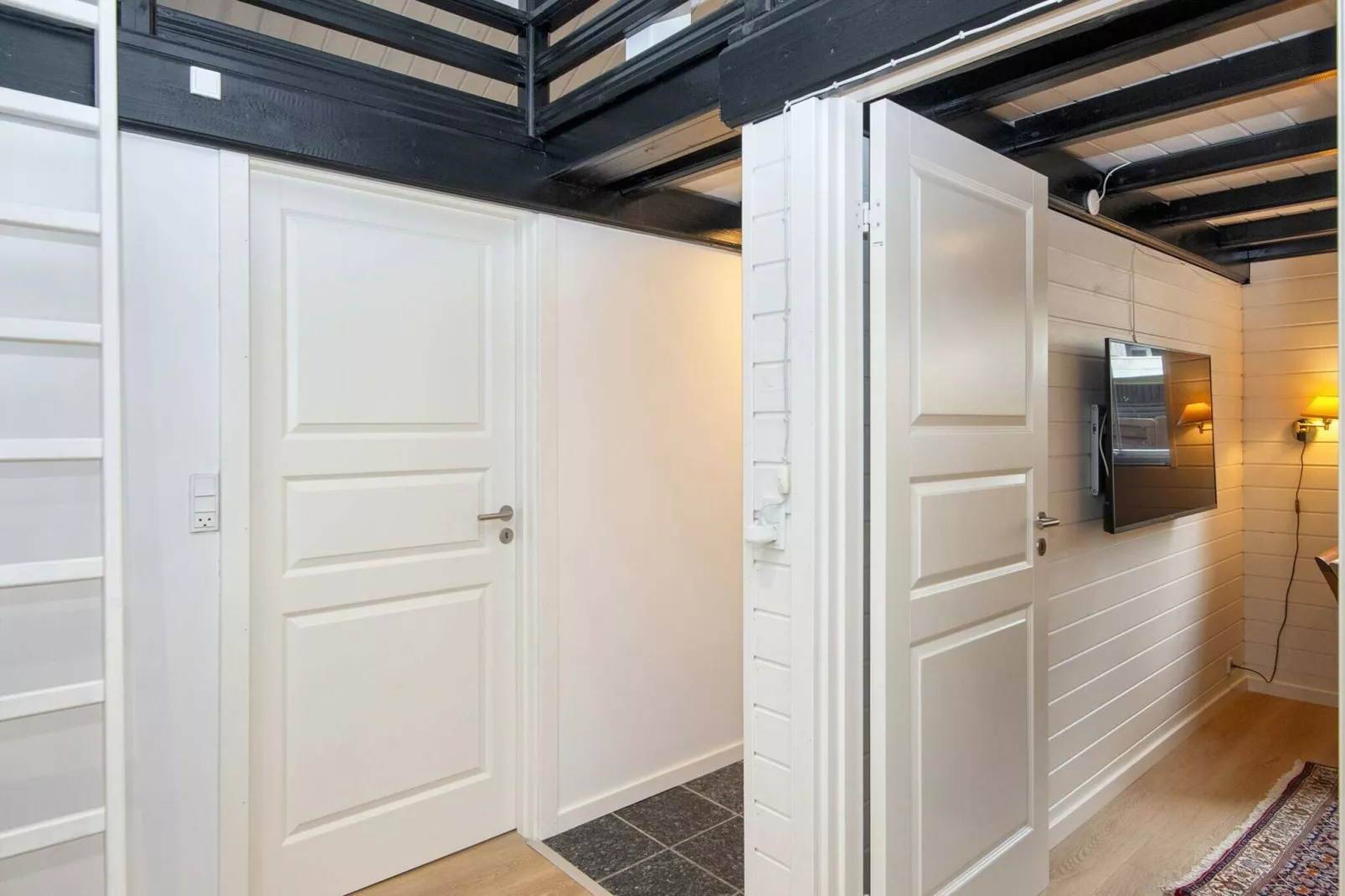 Betoverende Cottage met Whirlpool-By Traum-Binnen