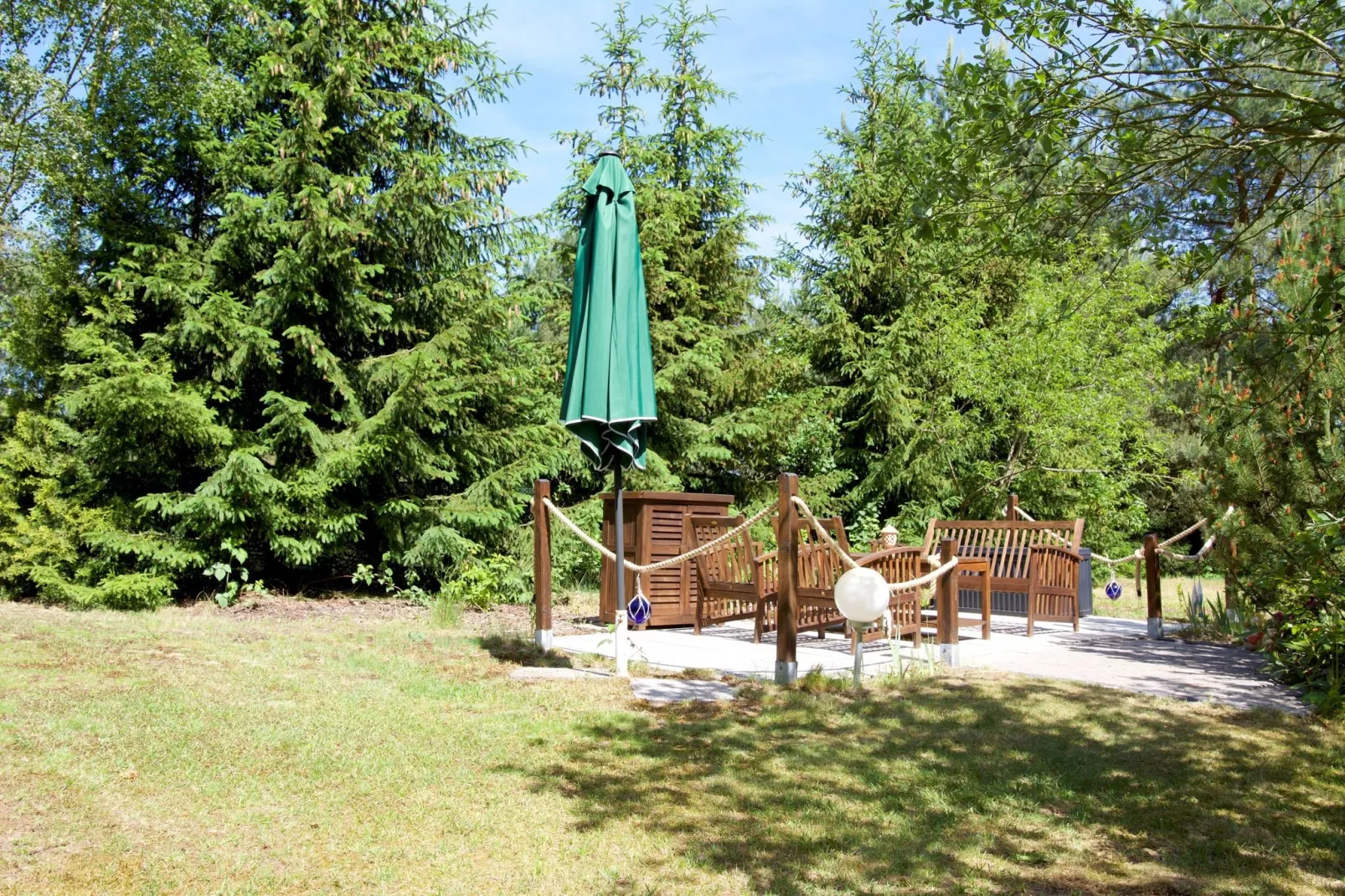 Ferienhaus Ahlbeck am Haff - Schlafen unter Reet / 2-Terrasbalkon