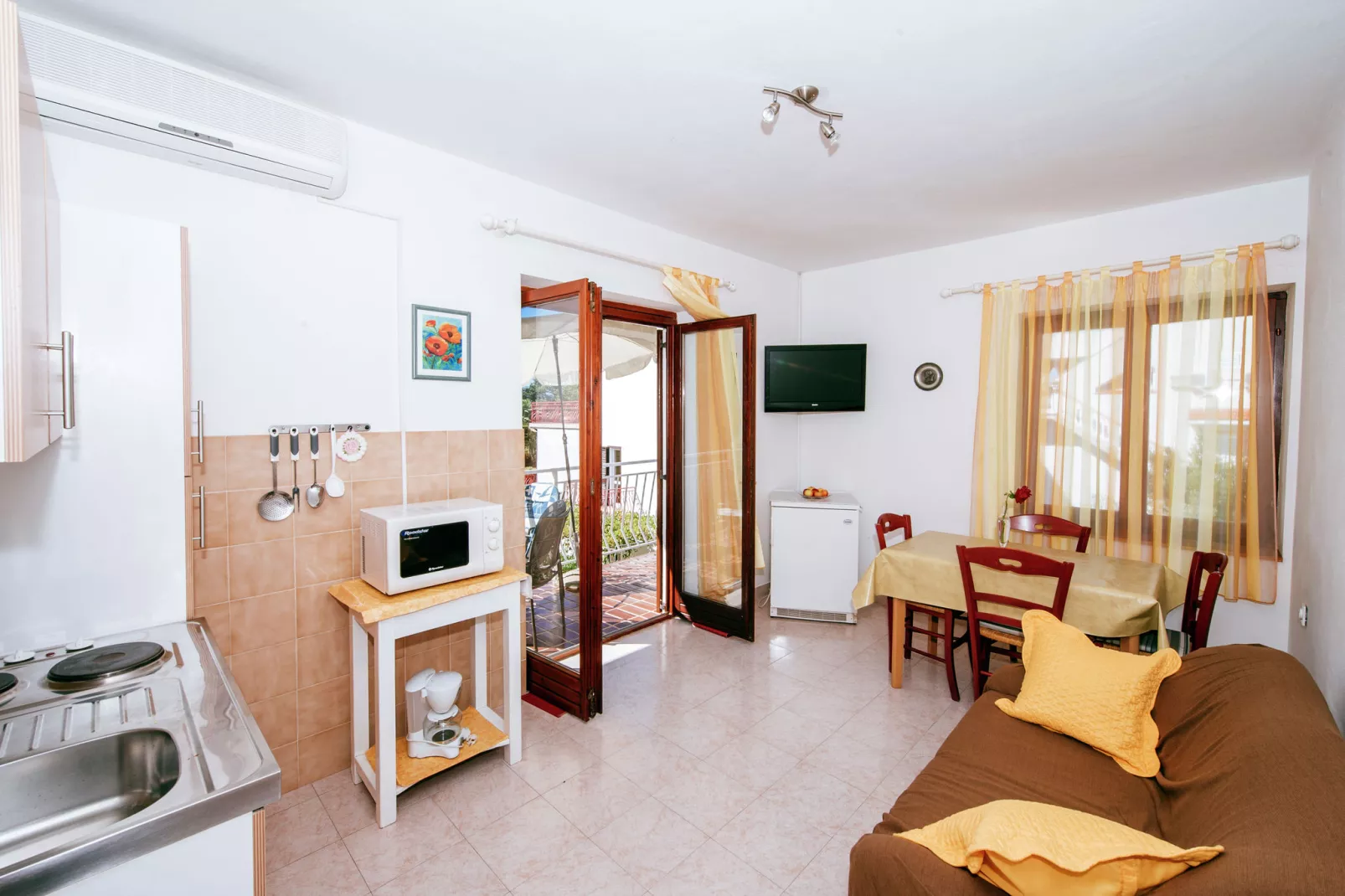 Apartment Sime-Woonkamer