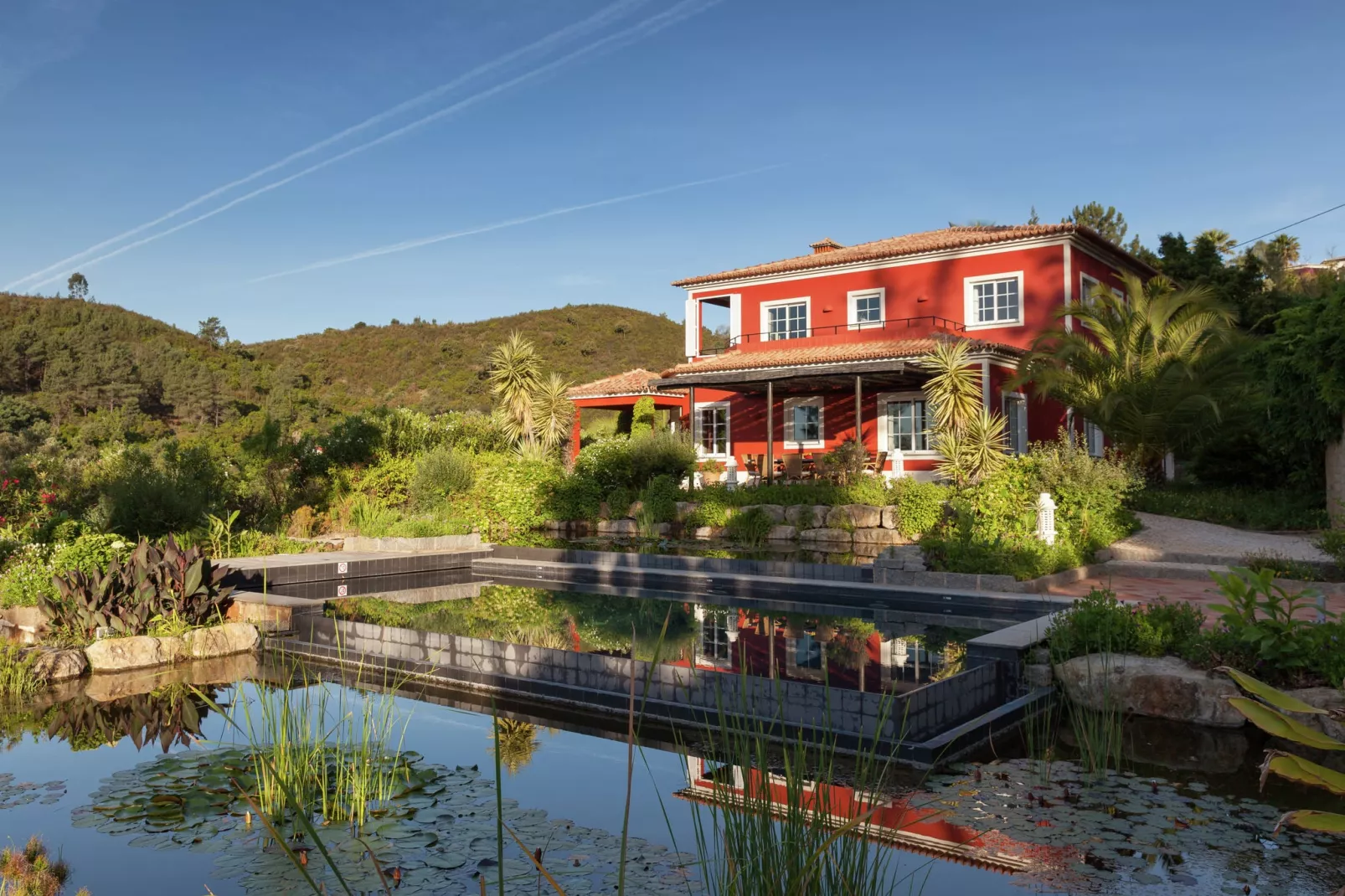 Villa Ribeira do Banho-Buitenkant zomer