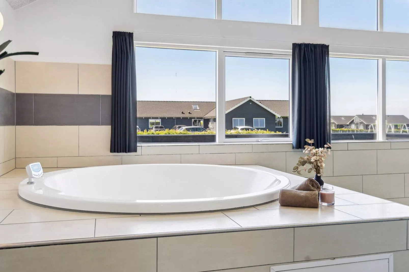 Luxe strandhuis met zwembad -- By Traum Ferienwohnungen-Spa
