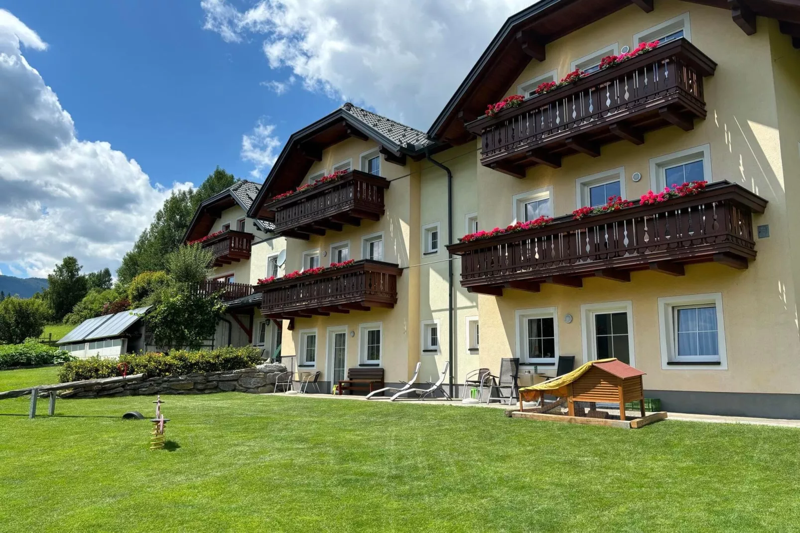 Katschbergblick App 1 und 2-Buitenkant zomer