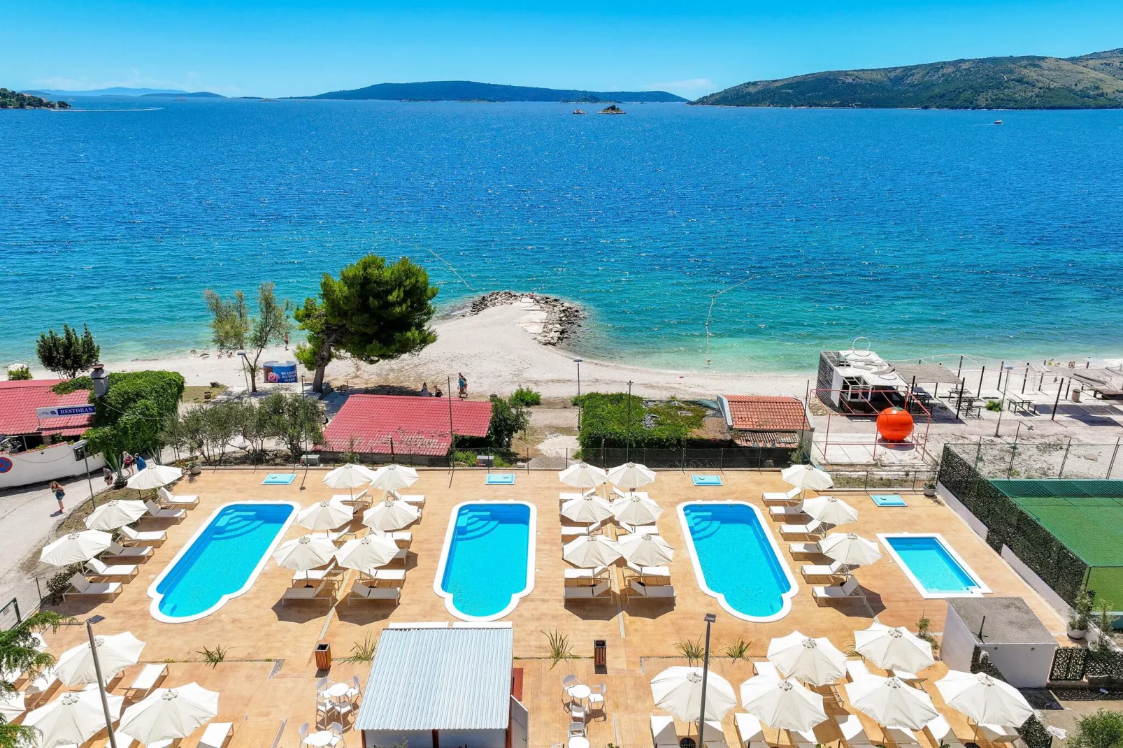 Apartments Medena Trogir - Seget Donji - B 4plus1 Superior Seaside-Parkfaciliteiten