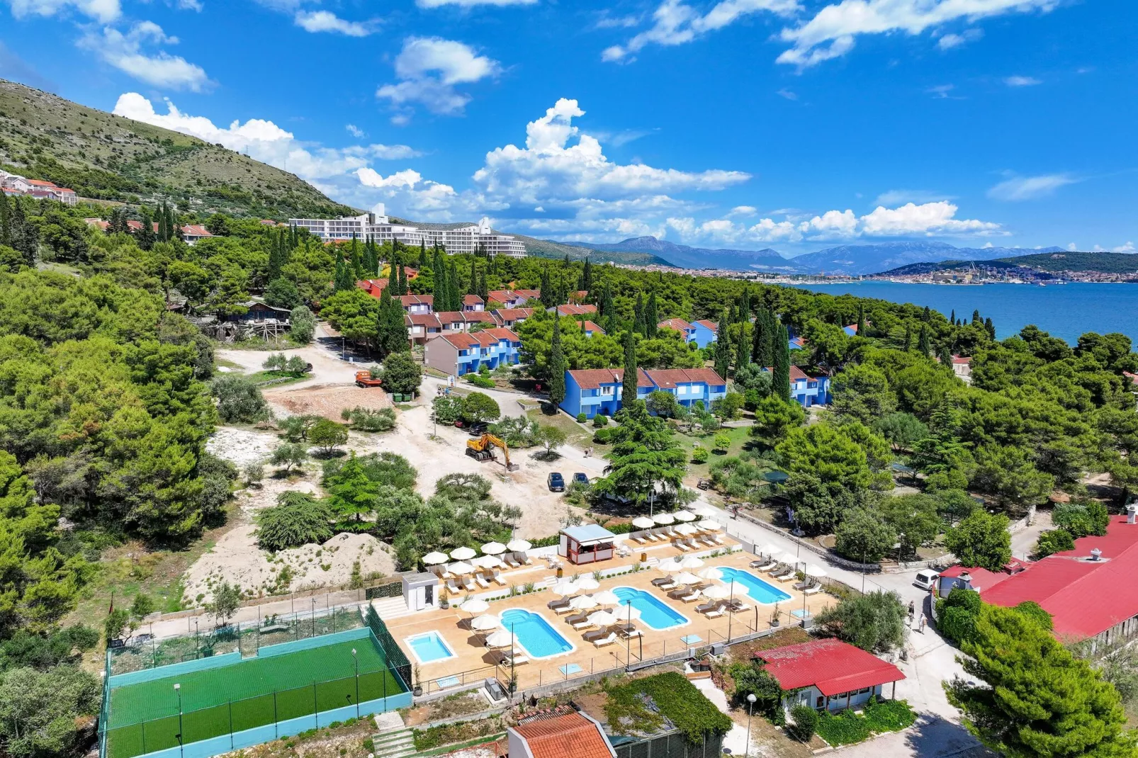 Apartments Medena Trogir - Seget Donji - B 4plus1 Superior Seaside-Uitzicht