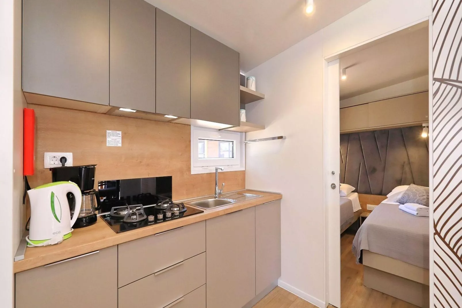 Mobile Homes in Camping Park Soline - Biograd - Type Glamping Family Deluxe-Keuken