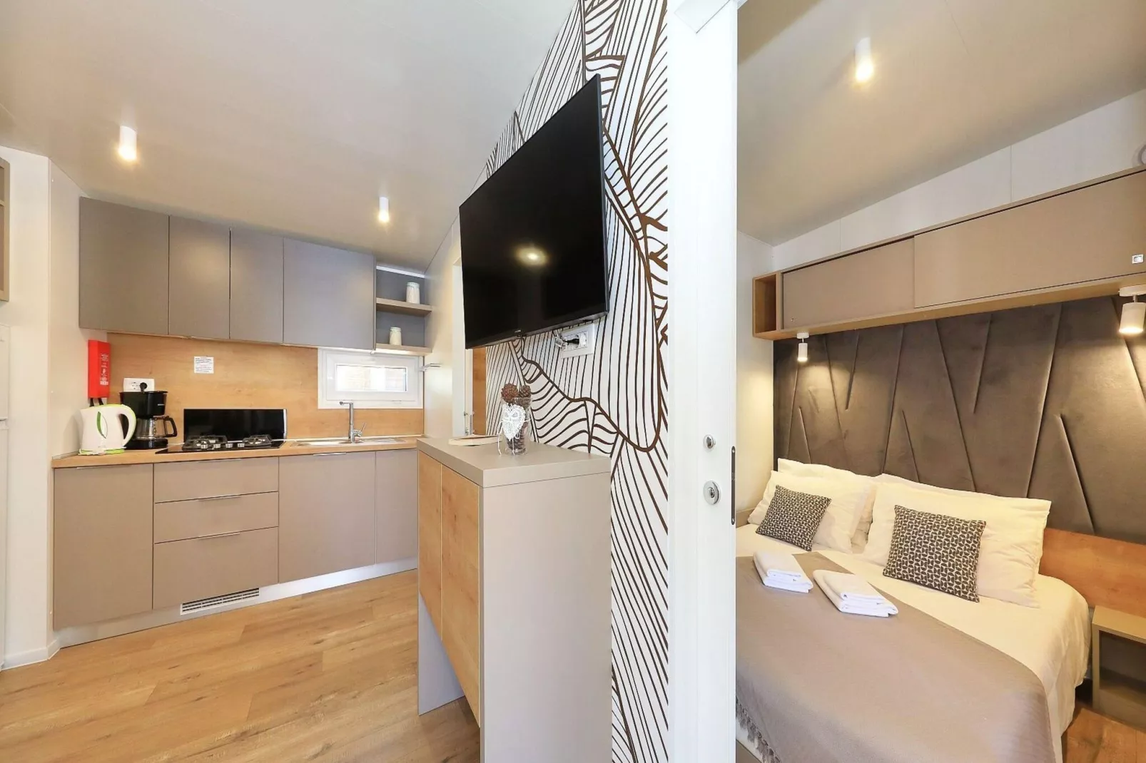 Mobile Homes in Camping Park Soline - Biograd - Type Glamping Family Deluxe-Keuken