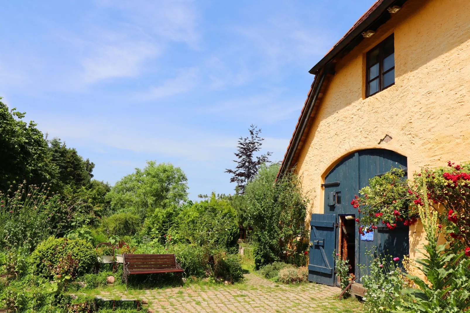 Ferienwohnung Parkblick mit 3 Schlafzimmern-Buitenkant zomer