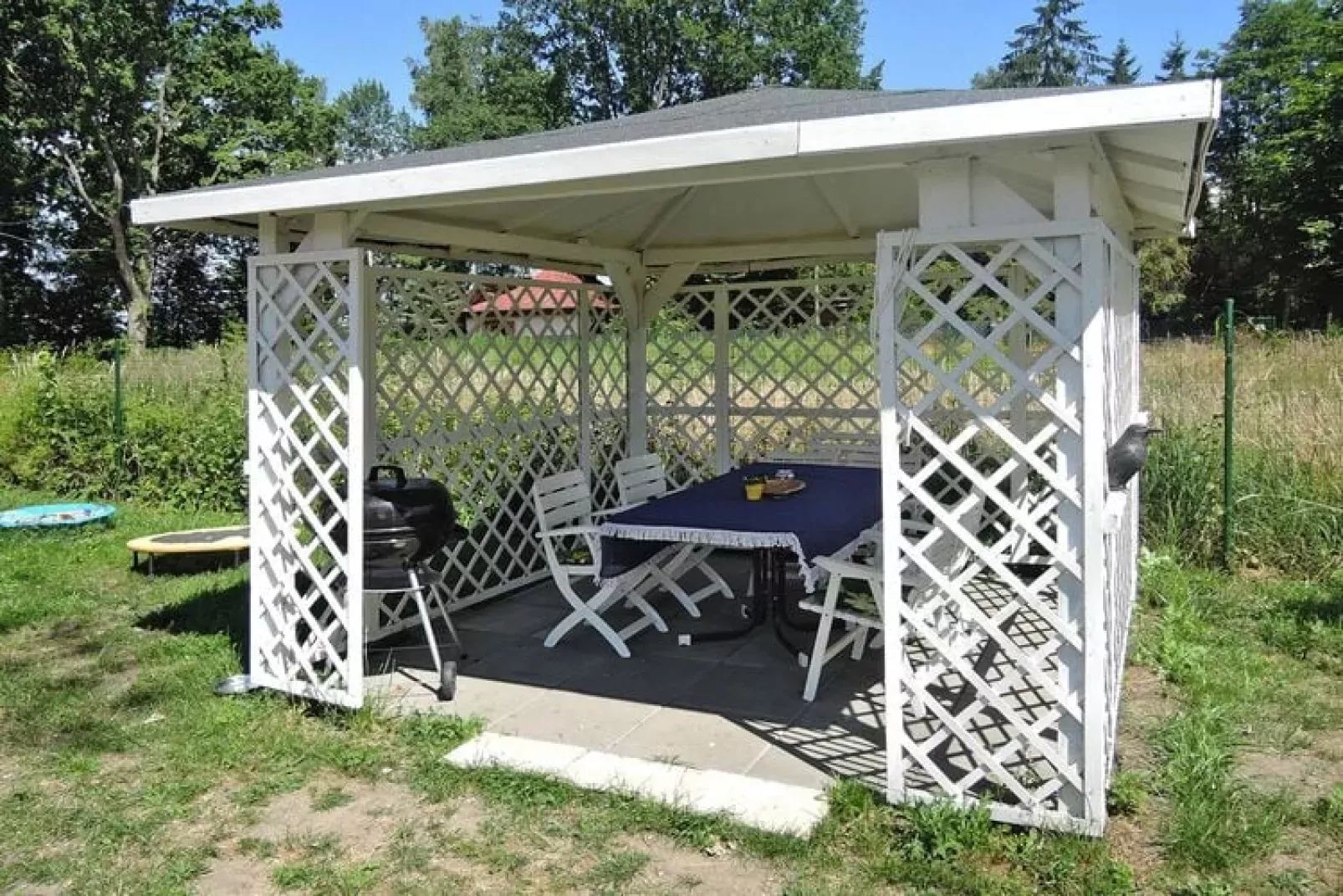 New holiday home in Nowe Warpno at the lake for 6 persons-Buitenkant zomer