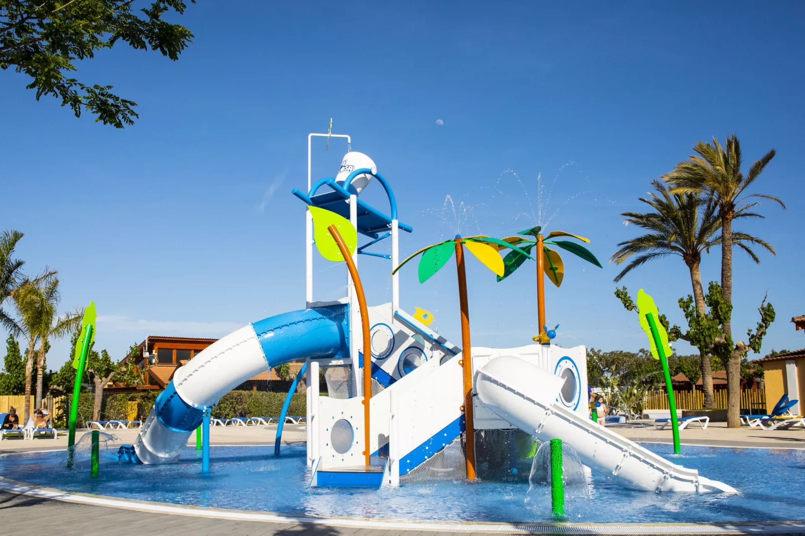 La Llosa Mestral- BUNGALOWS-G-Zwembad