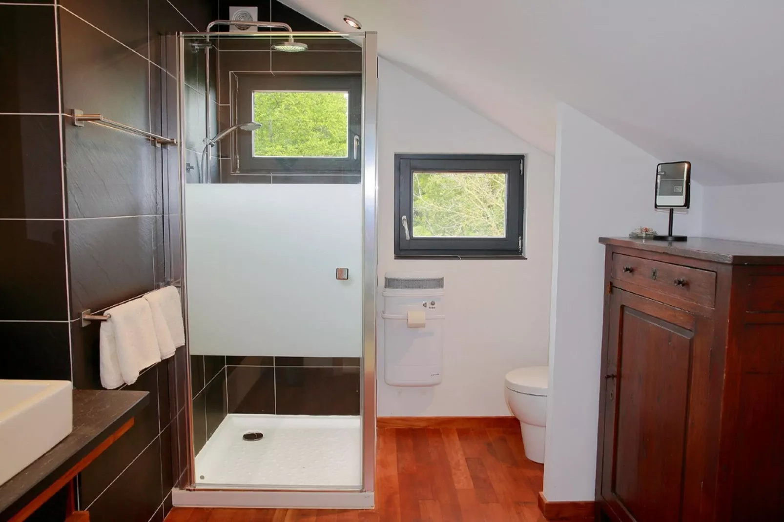 Gîte "Au bord de l'Eau "-Badkamer