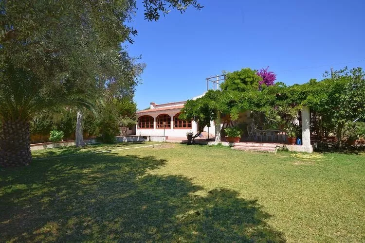 Holiday home Fanusa-Casa Fanusa mit Privatpool-Tuinen zomer