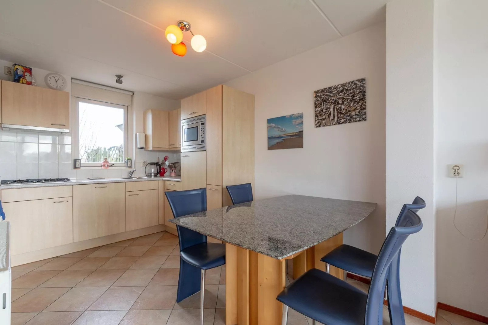 Callantsogervaart 3-8-Keuken