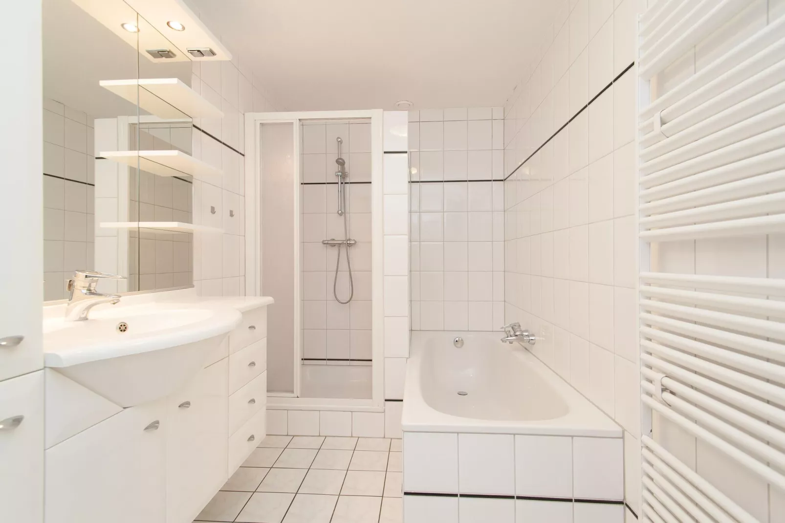 Wijde Blick 311-Badkamer