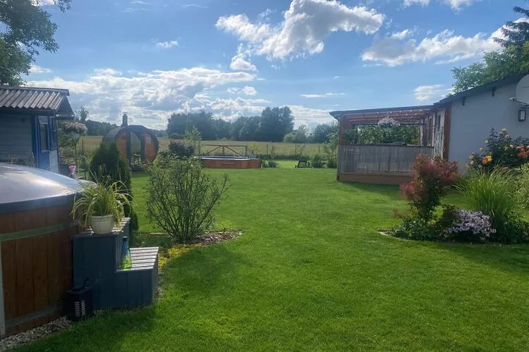 Dom wakacyjny w Stepniczce z sauną i jacuzzi
