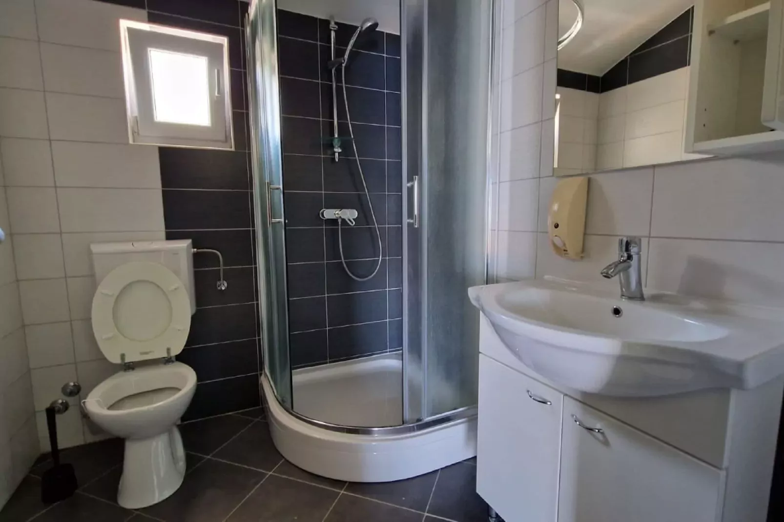 Luna Maris Apartment 2-Badkamer