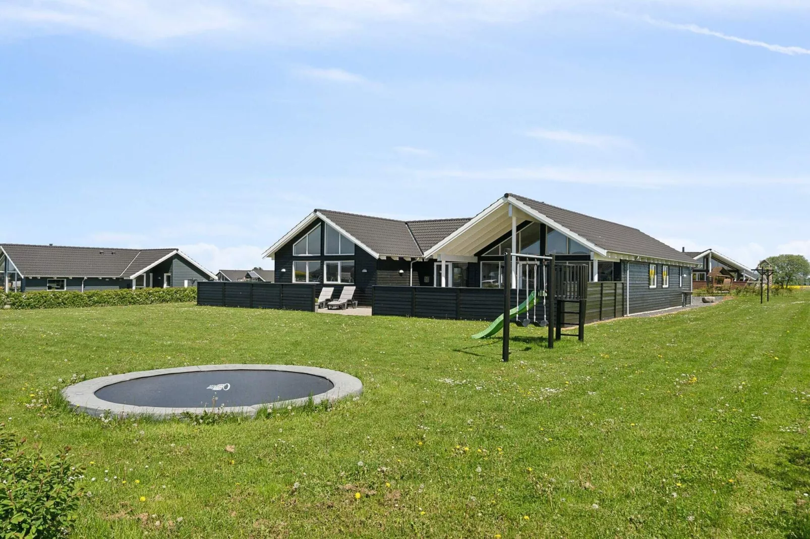 Luxe strandhuis met zwembad -- By Traum Ferienwohnungen-Buitenlucht