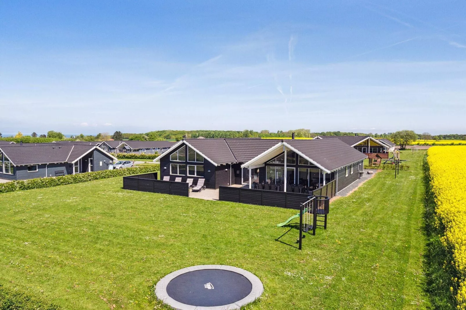 Luxe strandhuis met zwembad -- By Traum Ferienwohnungen-Buitenlucht