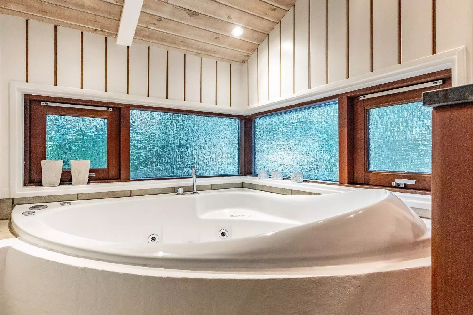 Luxe retraite bij Ho Baai -- By Traum Ferienwohnungen-Spa