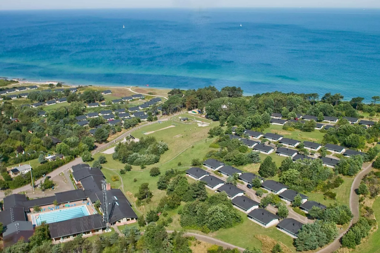 3 room,w/seaview-Buitenlucht
