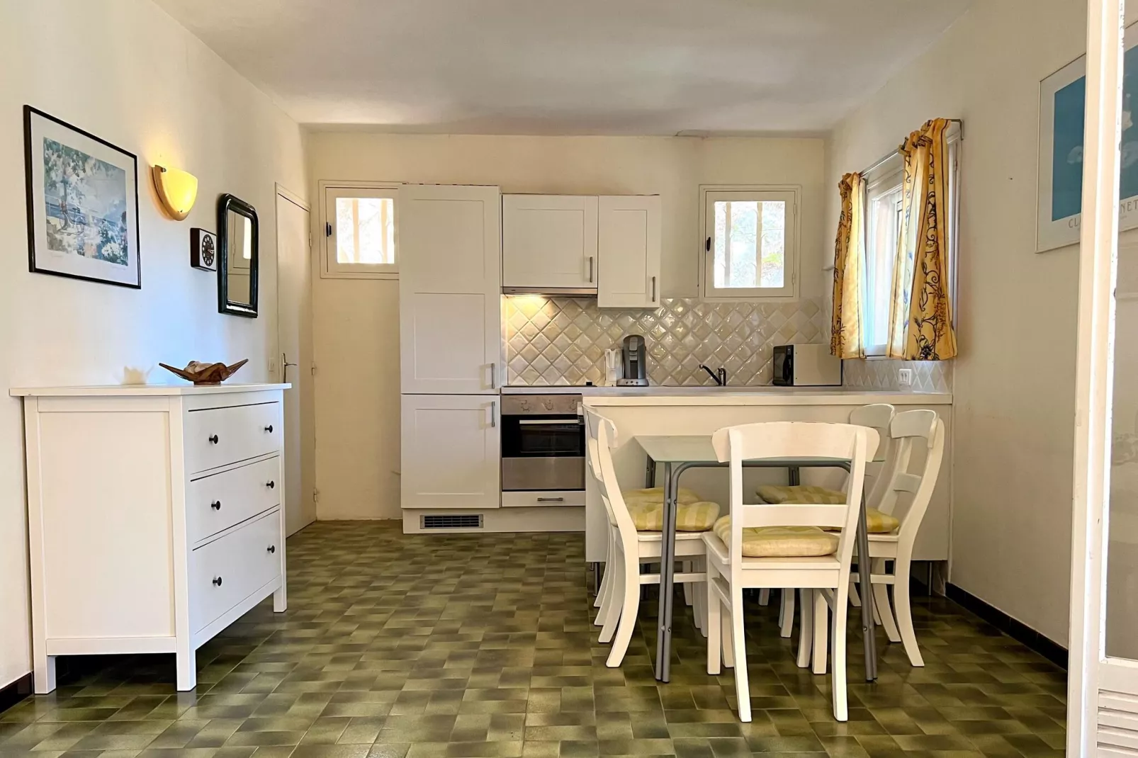 Domaine Anoutous Carry-Eetkamer