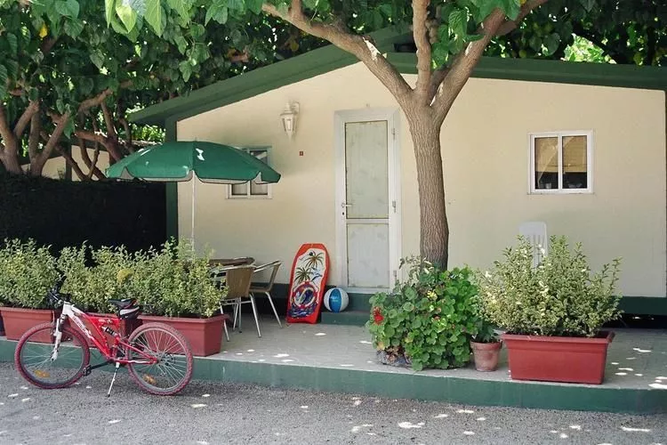 Camping Cambrils Playa 3 BUNGALOW NEW MEDITERRANI-Buitenkant zomer