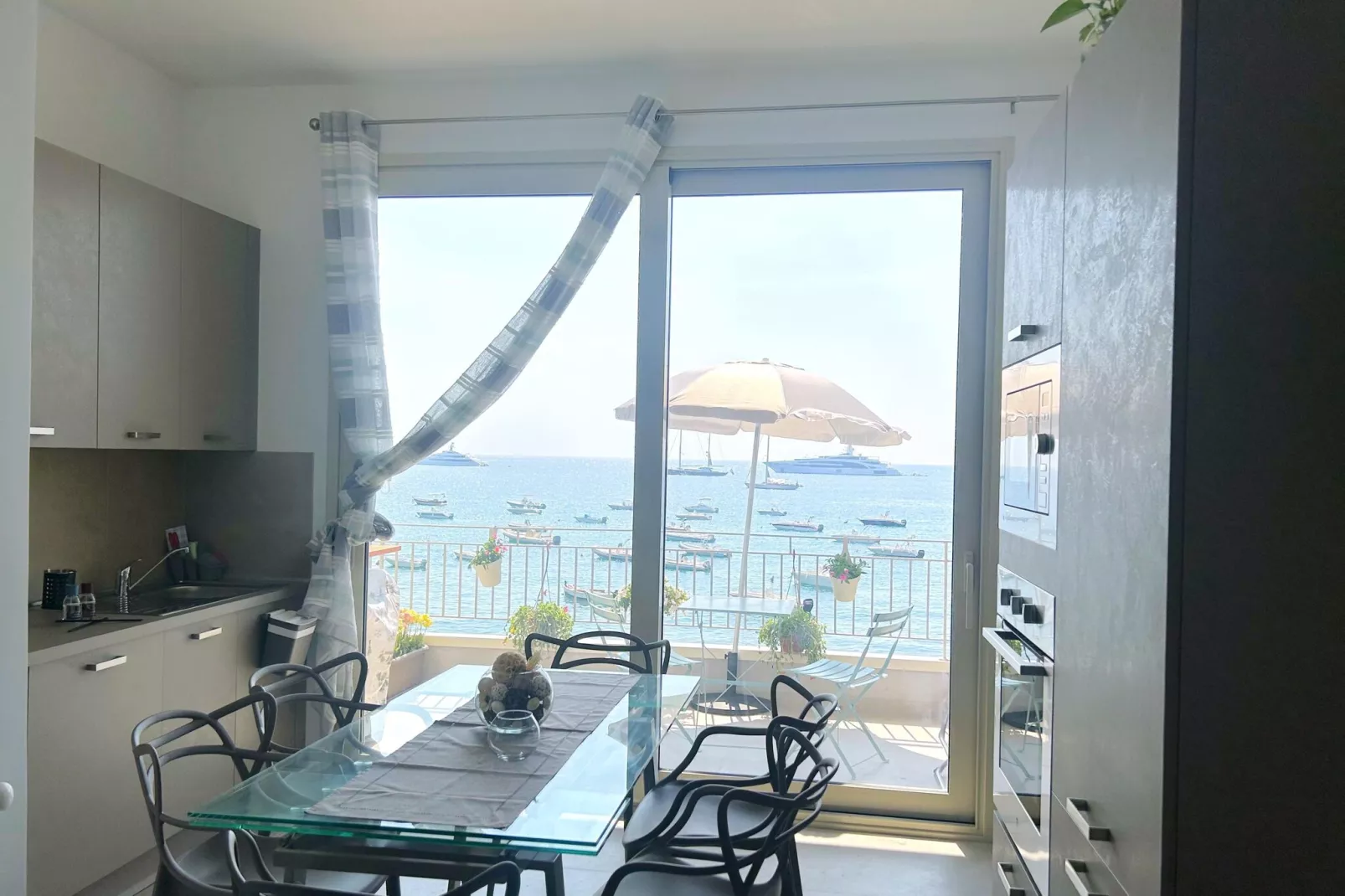 Finestrammare-Eetkamer