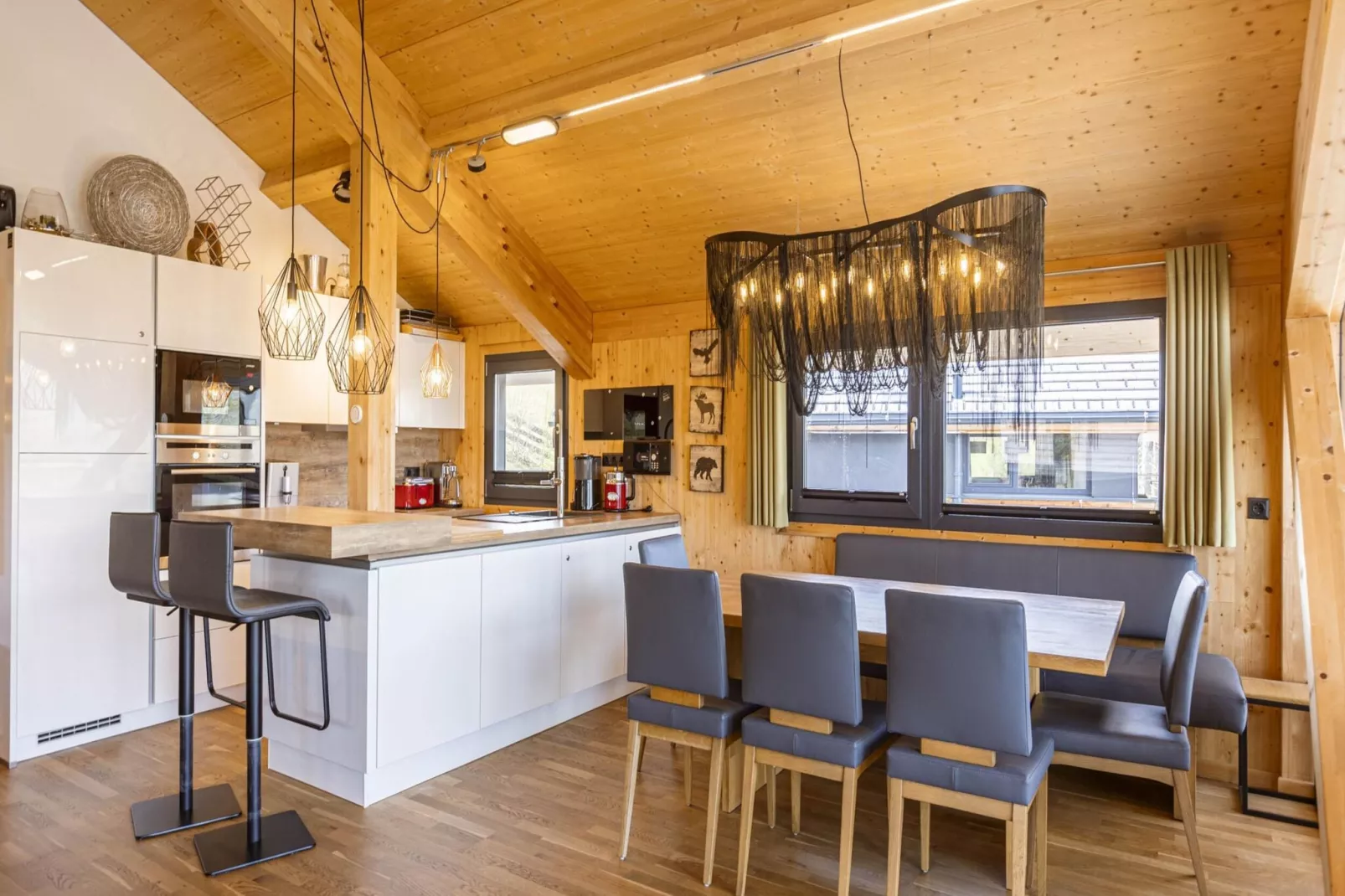 Alpenchalets Reiteralm 6-Eetkamer