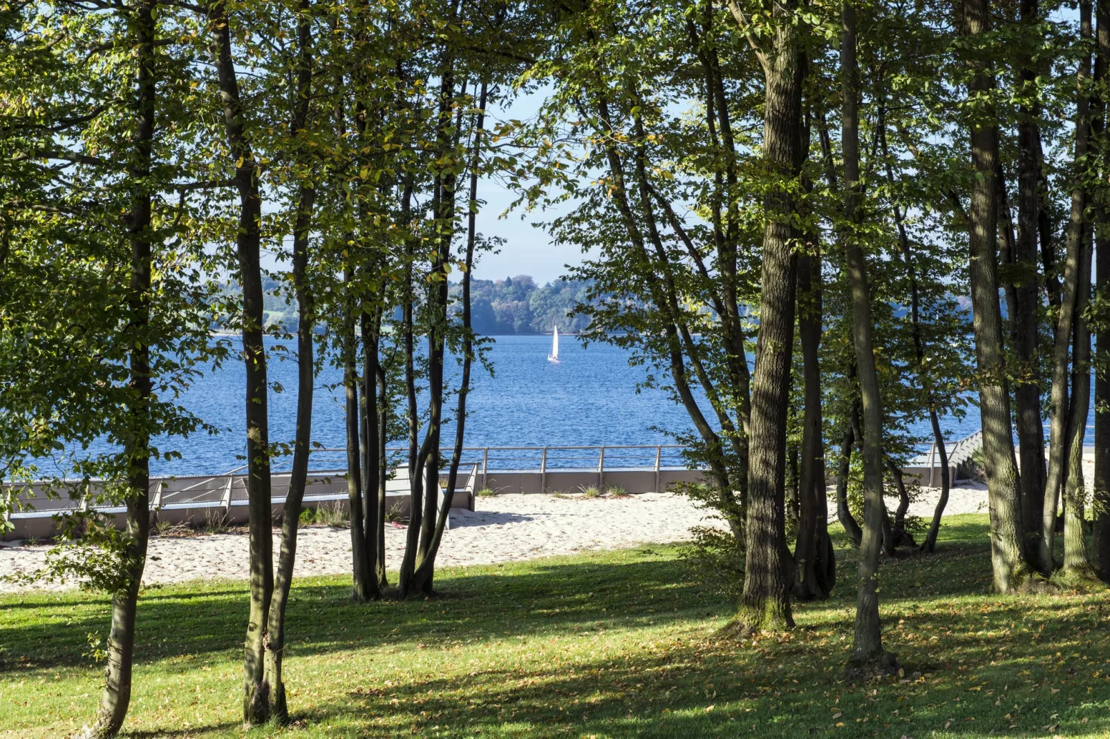 Domaine Golden Lakes Village 4-Gebieden zomer 1km
