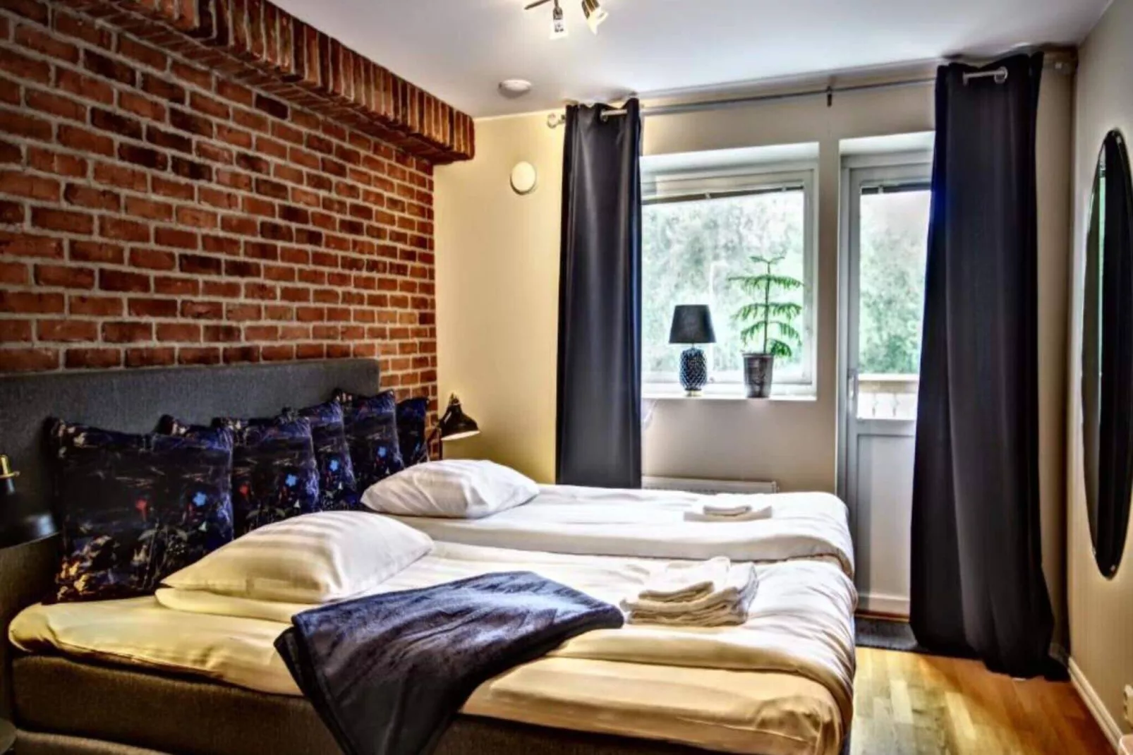 Mooie kamer met gratis ontbijt-Binnen